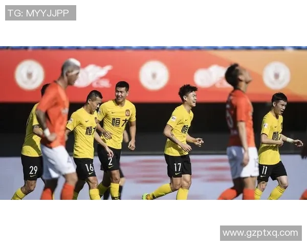 高拉特复出后连续两场破门,助广州恒大取得胜利,表现受瞩目 高拉特复出后连续两场破门,助广州恒大取得胜利,表现受瞩目